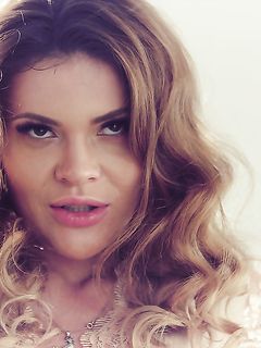 Gina Gerson & Verona Sky - Zmysłowe lizanie cipki
