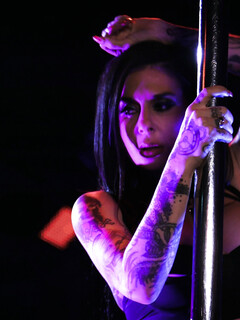 Joanna Angel a megbaszott sztripper