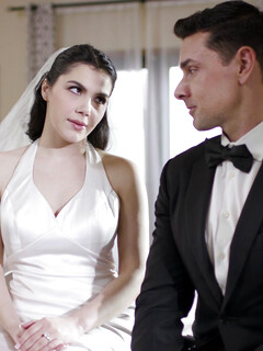Valentina Nappi a dögös menyasszony