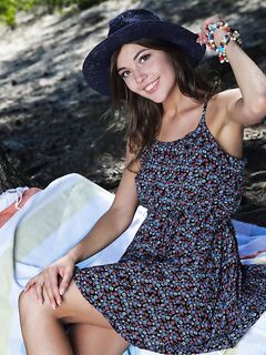 Monika Dee- MetArt
